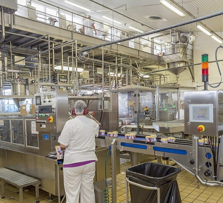 إتقان فن صنع الزبادي مع المعدات المناسبة