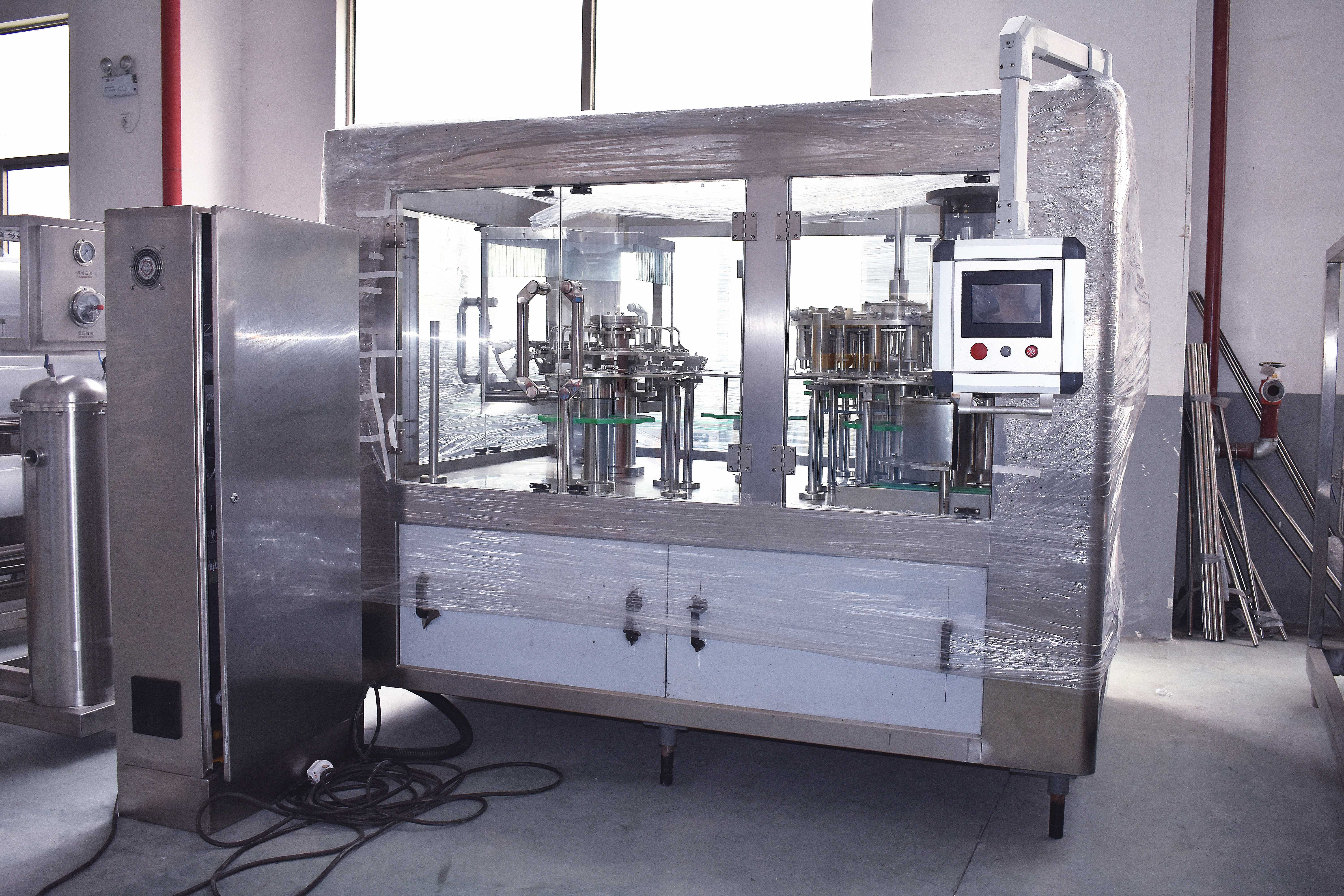 ما معنى آلة تشكيل الأكياس والملء؟