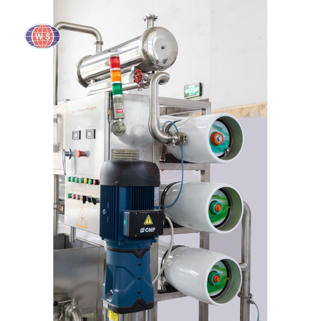 معدات معالجة مياه RO عالية الجودة